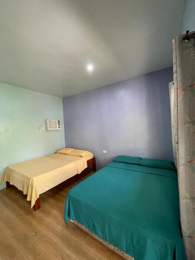 C - Side Inn Mambajao Exterior foto